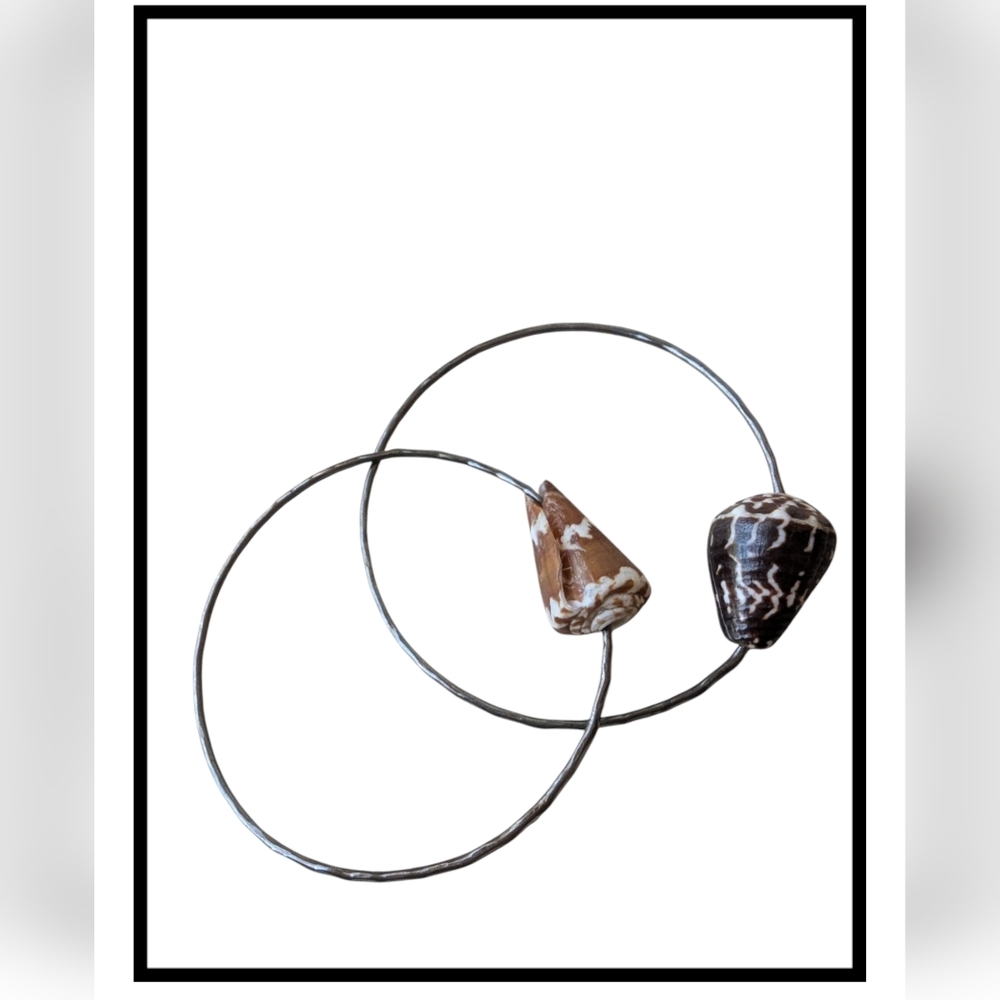 Seashell Bangles. - Picture 2 of 2
